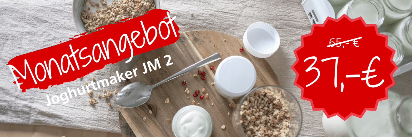 Monatsangebot für den Steba Joghurtmaker JM 2, reduziert auf 37 € (statt 65 €), mit Joghurt und Müsli auf einem Holzbrett.